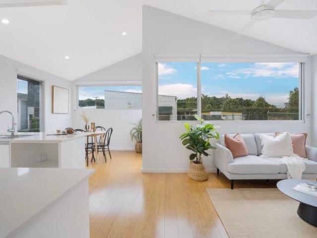 Villa for sale in Ambergate, New South Wales