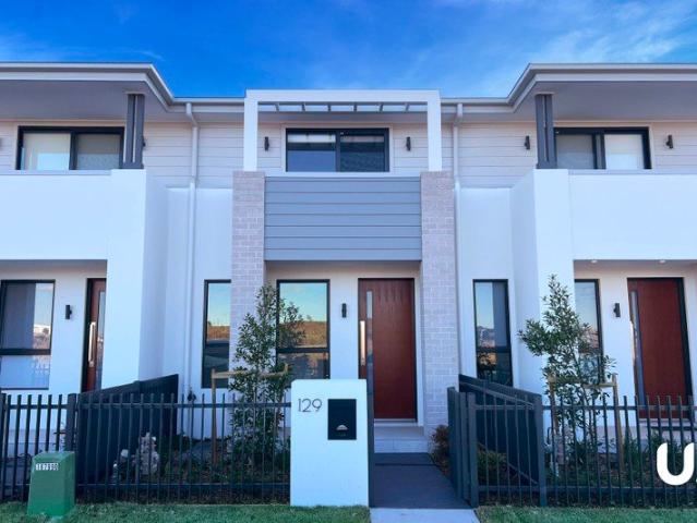 Townhouse for rent in Sydney, New South Wales