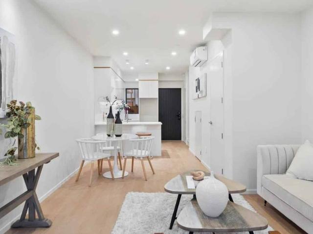 Townhouse for rent in Paremoremo