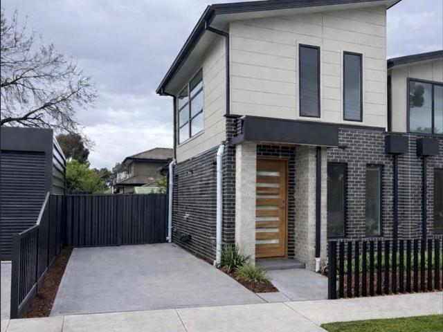 Townhouse for rent in Camerons Creek, Victoria
