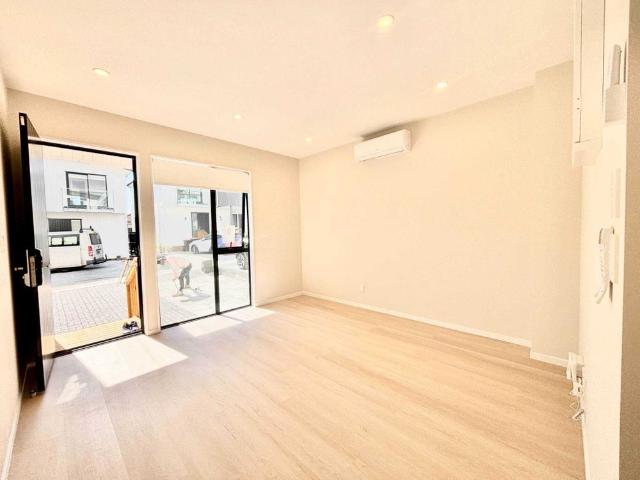 Townhouse for rent in Howick Central, Howick