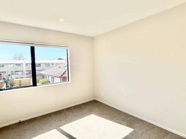Townhouse for rent in Howick, Oroua County