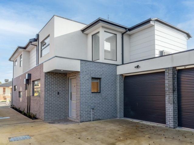Townhouse for rent in Camerons Creek, Victoria