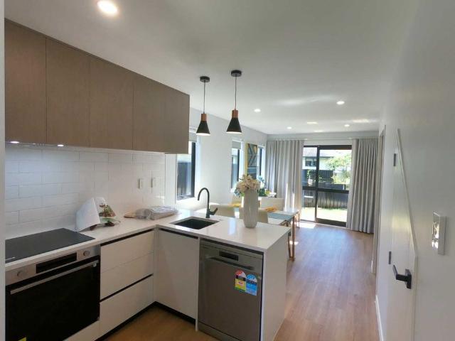 Townhouse for rent in Conifer Grove, Papakura