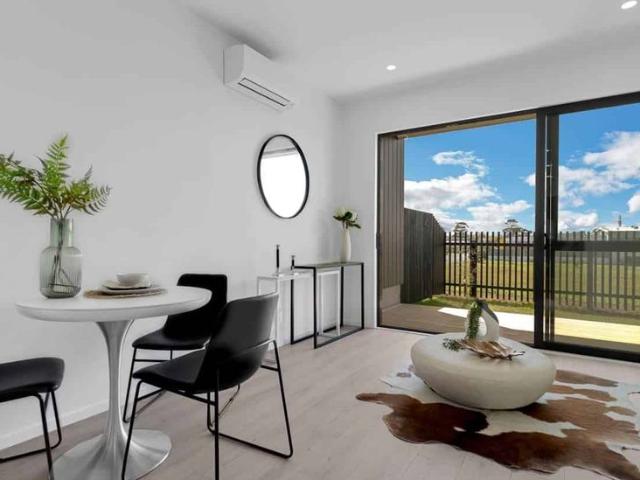 Townhouse for rent in Manurewa