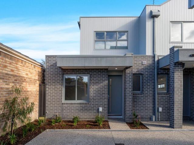 Townhouse for rent in Camerons Creek, Victoria