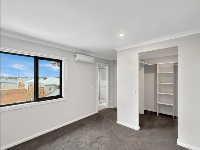 Townhouse for rent in Camerons Creek, Victoria