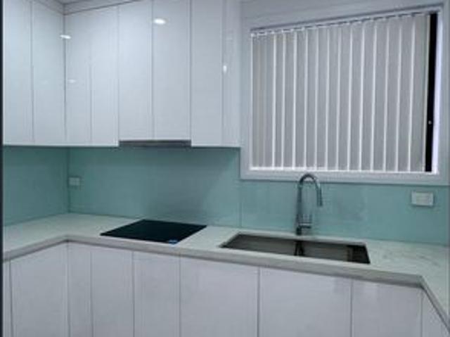 Granny Flat for rent in Cabramatta, Sydney