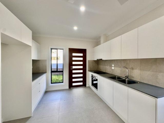 Villa for rent in Sydney, New South Wales