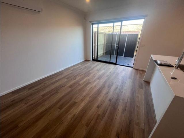 Townhouse for rent in Camerons Creek, Victoria