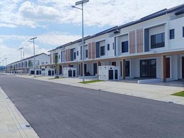 Terraced House for sale in Tanjong Sepat, Selangor