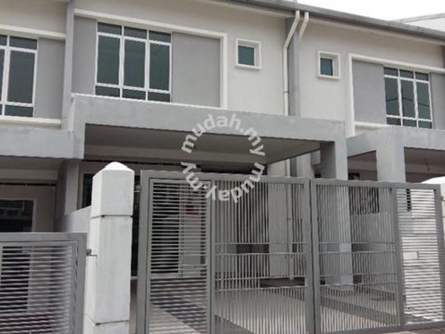 Terraced House for sale in Petaling, Subang Jaya