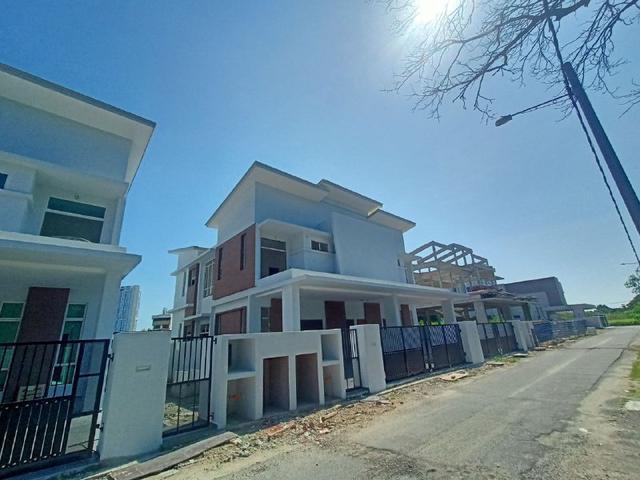 Residential House for sale in Malaka