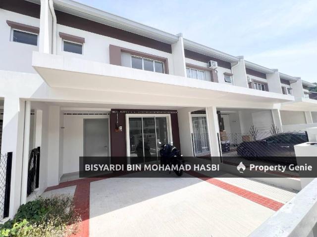 Terraced House for sale in Tanjong Sepat, Selangor