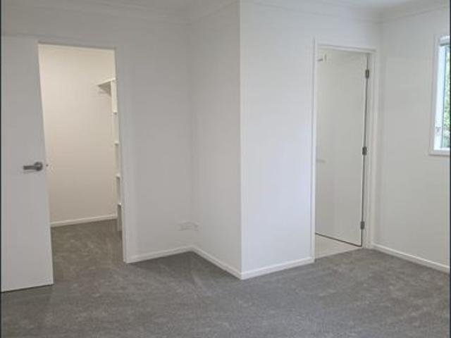 Townhouse for rent in Toombul, Queensland
