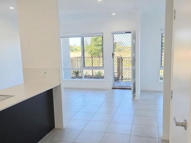 Townhouse for rent in Toombul, Queensland