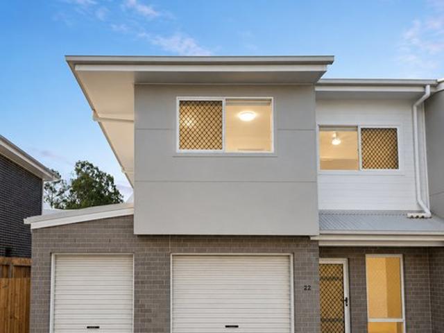 Townhouse for rent in Toombul, Queensland