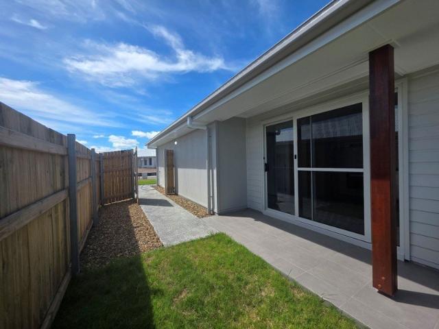 Duplex for rent in Burrum Heads, Queensland