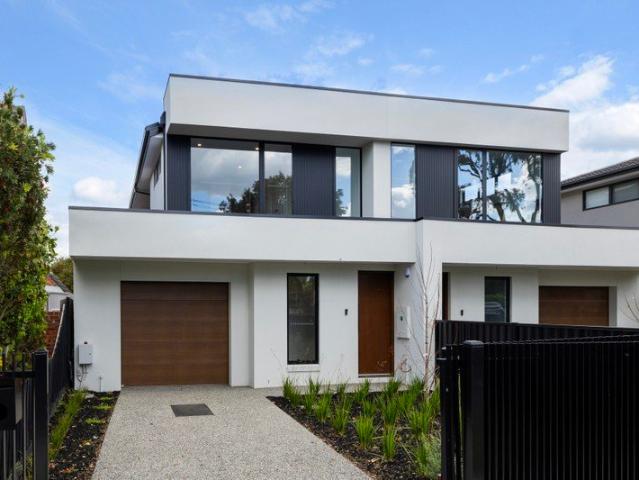 Townhouse for sale in Ormond, Melbourne