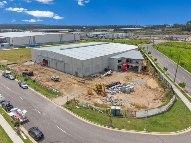 Warehouse for rent in Toombul, Queensland