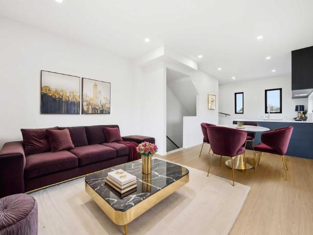 Townhouse for rent in Avondale, Whau