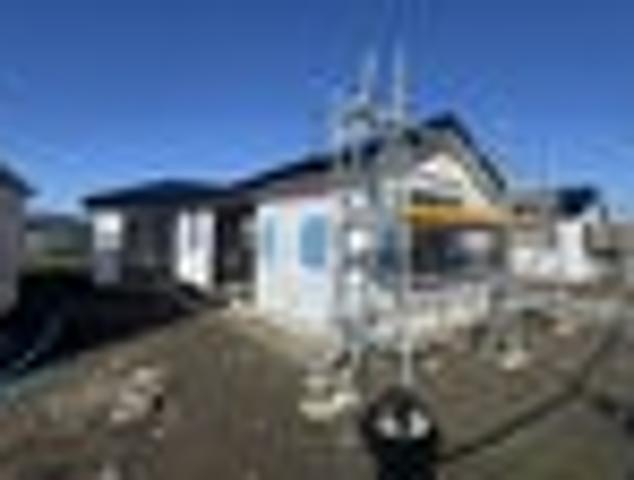 House for sale in Chaslands, Canterbury