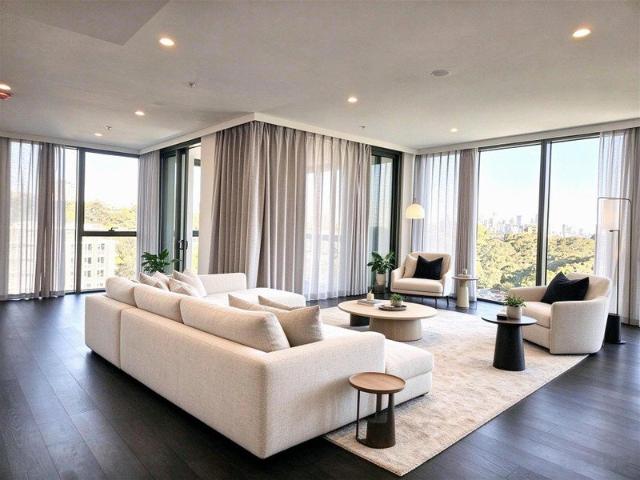 Apartment for sale in Lower North Shore, Sydney