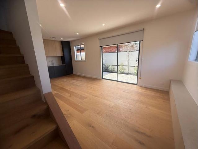 Townhouse for rent in Horseshoe Creek, South Australia