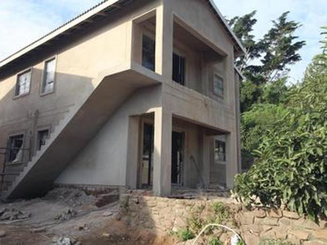 Apartment for sale in Queensburgh, Kwazulu-natal