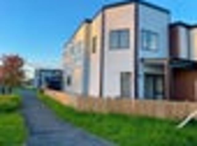 House for sale in Awhitu