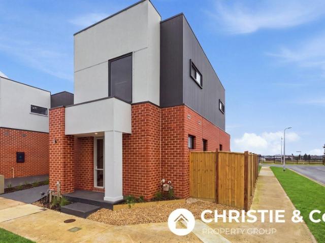 House for rent in Mambourin, Melbourne