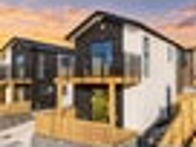 Townhouse for sale in Pakūranga, Howick