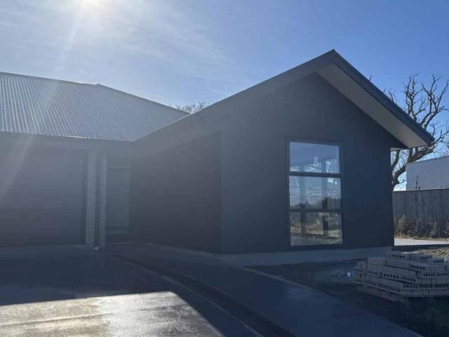 House for rent in Taranaki