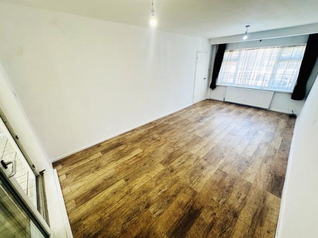 House for rent in Dagenham, Greater London