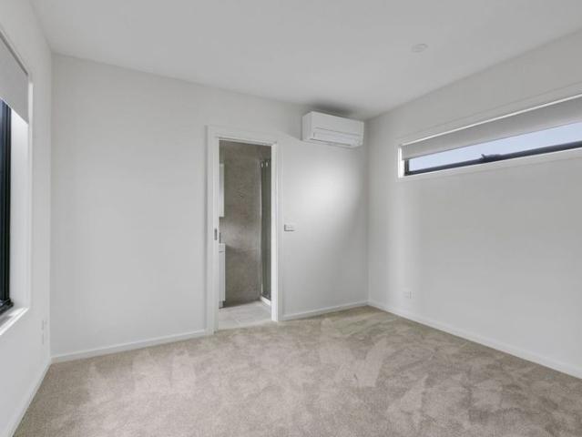 Townhouse for rent in Camerons Creek, Victoria