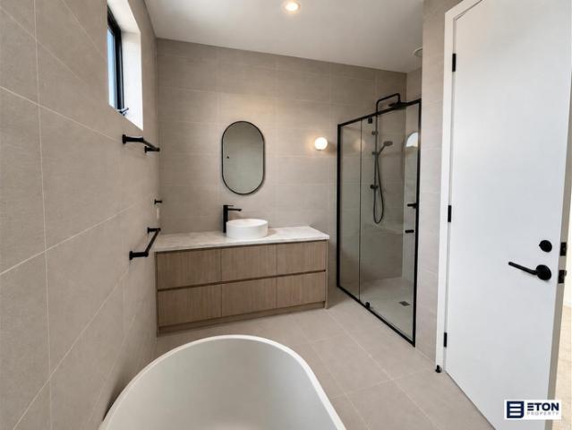 Townhouse for rent in Reservoir, Melbourne
