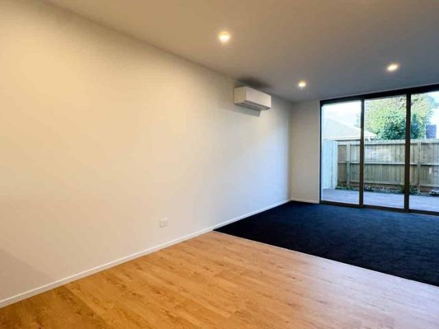 Townhouse for rent in Saint Albans, Canterbury