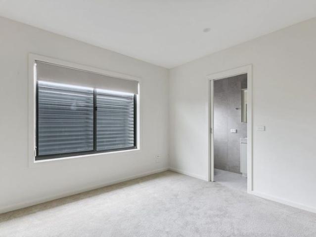 Townhouse for rent in Camerons Creek, Victoria