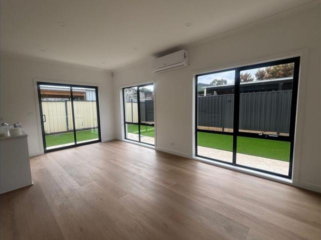 Townhouse for rent in Camerons Creek, Victoria