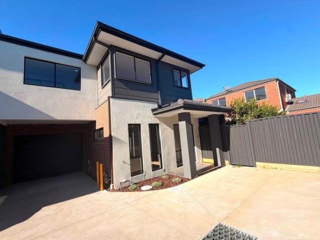 Townhouse for rent in Camerons Creek, Victoria