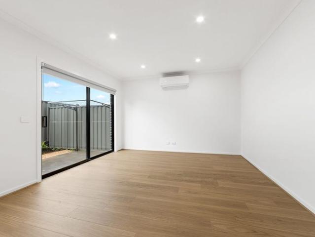 Townhouse for rent in Camerons Creek, Victoria
