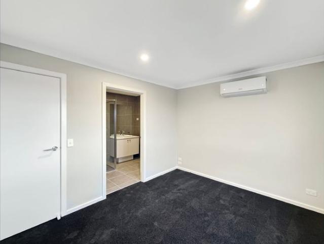 Townhouse for rent in Camerons Creek, Victoria