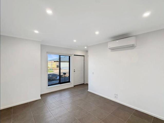 Townhouse for rent in Camerons Creek, Victoria