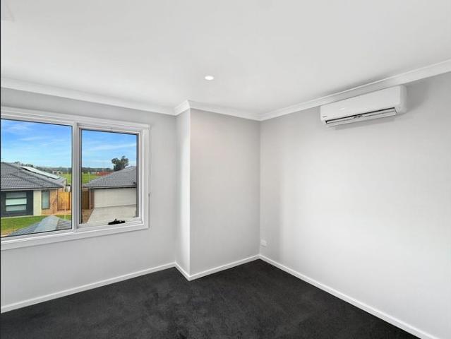 Townhouse for rent in Camerons Creek, Victoria