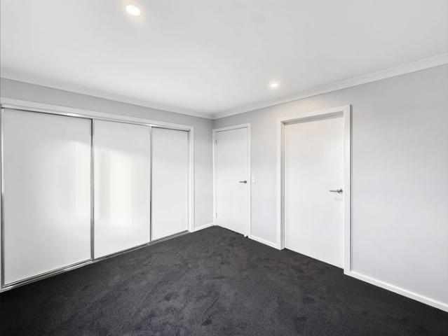 Townhouse for rent in Camerons Creek, Victoria