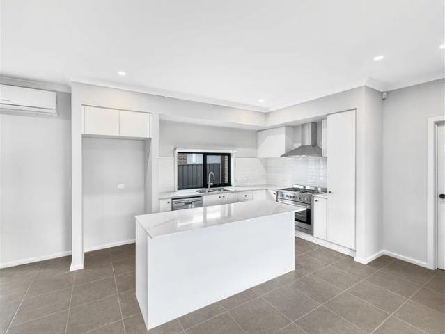 Townhouse for rent in Camerons Creek, Victoria
