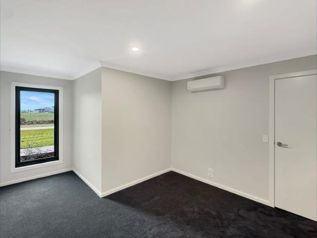 Townhouse for rent in Camerons Creek, Victoria