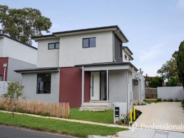 Townhouse for rent in Camerons Creek, Victoria