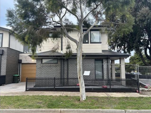 Townhouse for rent in Camerons Creek, Victoria