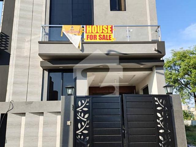 House for sale in لاہور, لاہور ڈویژن